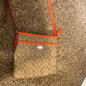 coach cross over purse